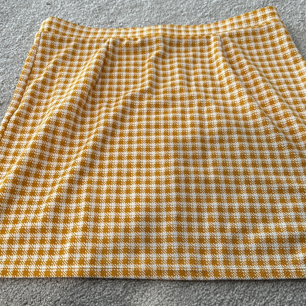 Knee length skirt